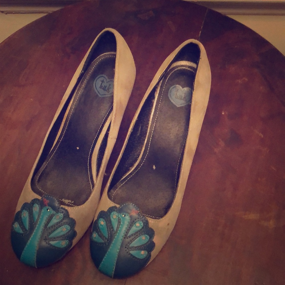 Vintage ModCloth t.u.k. Peacock heels